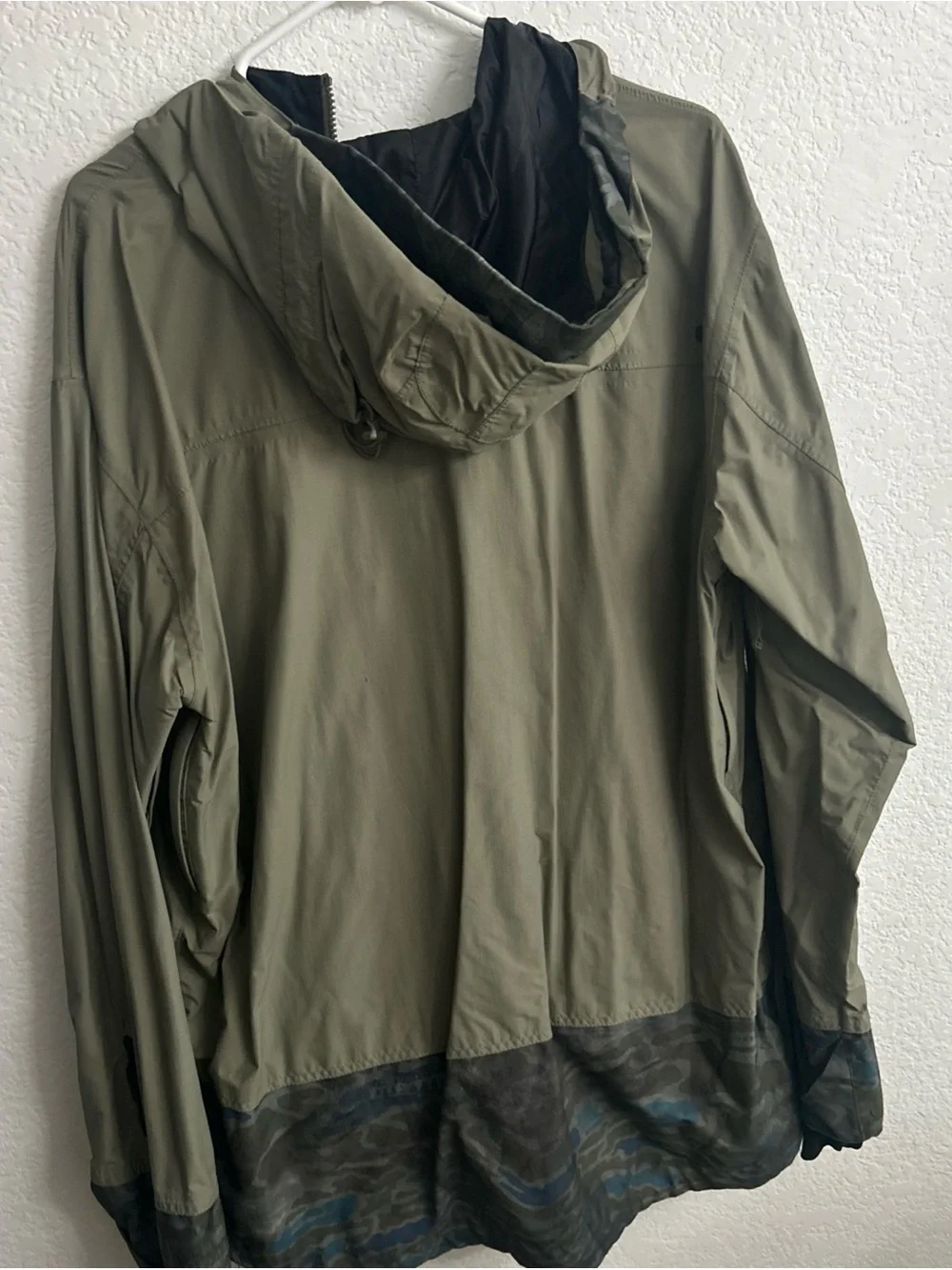 Quiksilver Olive Green Hooded Ski Jacket with Camo Hem